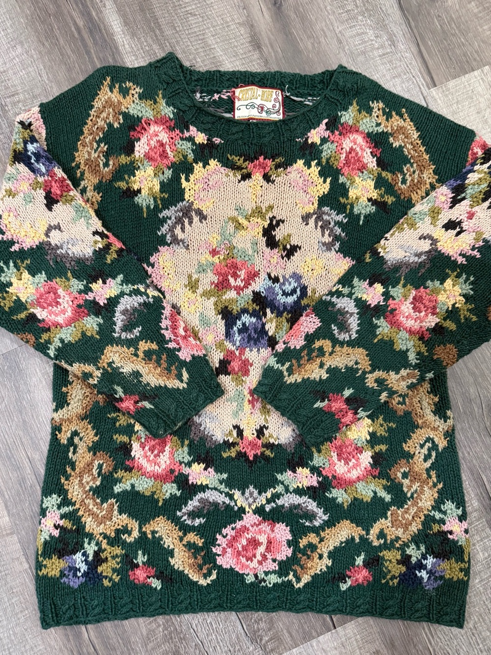 VTG Crystal-Kobe floral knitted sweater medium